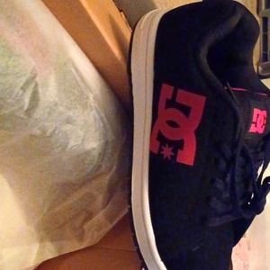 Dc shoes